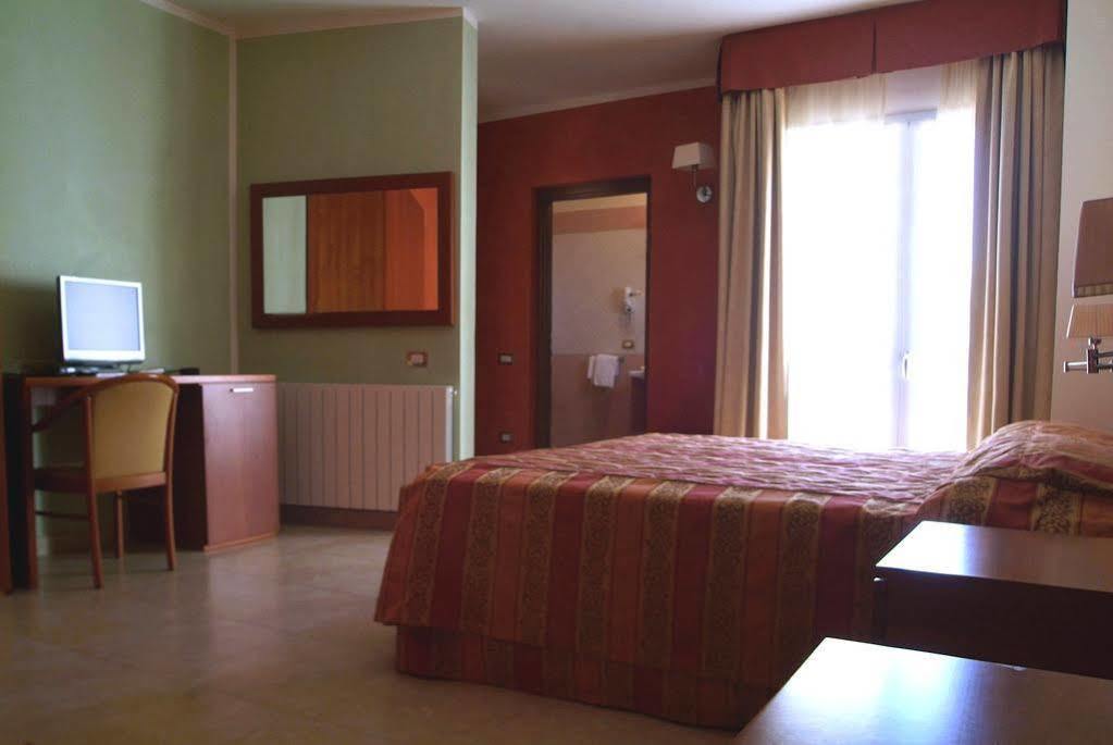 Demar Hotel